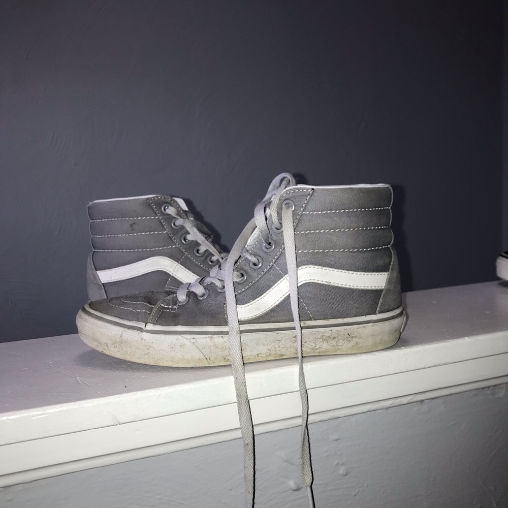Gray high top vans!! ( women’s 7 )